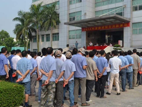 踐行安全生產(chǎn)標準，開展秋季消防演練