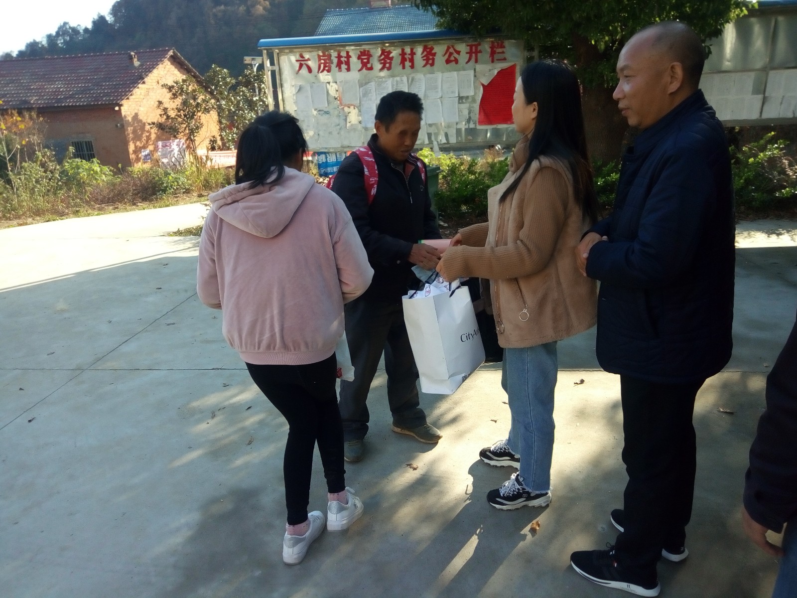 微信圖片_20181112101050.jpg 微信圖片_20181112101050.jpg